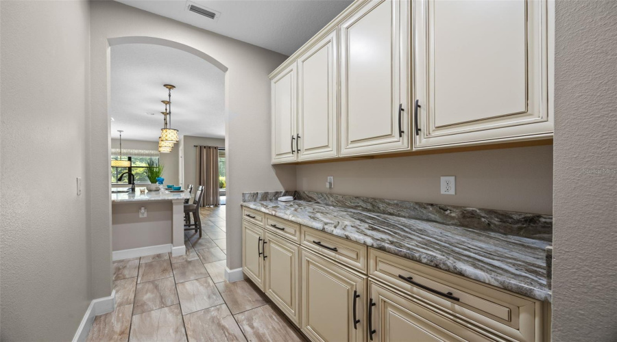 KISSIMMEE, Florida 34746, 6 Bedrooms Bedrooms, ,4 BathroomsBathrooms,Residential,For Sale,BOWFIN,0,MFRS5132020