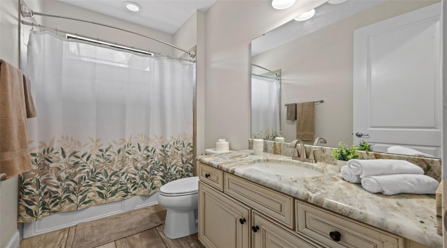 KISSIMMEE, Florida 34746, 6 Bedrooms Bedrooms, ,4 BathroomsBathrooms,Residential,For Sale,BOWFIN,0,MFRS5132020