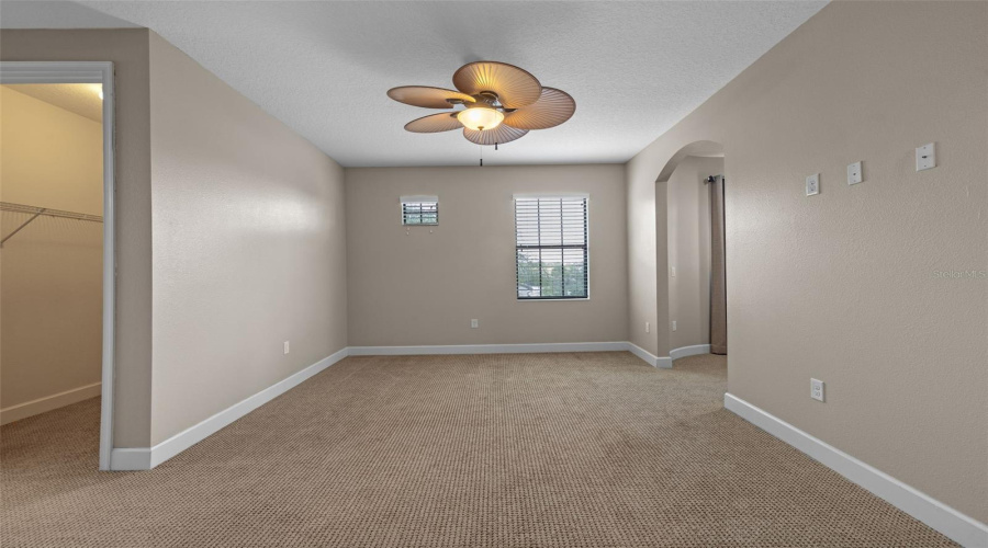 KISSIMMEE, Florida 34746, 6 Bedrooms Bedrooms, ,4 BathroomsBathrooms,Residential,For Sale,BOWFIN,0,MFRS5132020