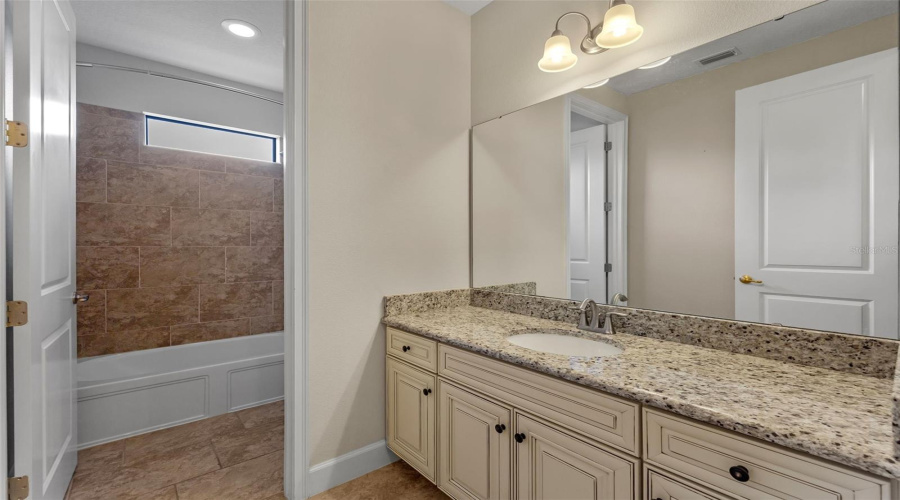 KISSIMMEE, Florida 34746, 6 Bedrooms Bedrooms, ,4 BathroomsBathrooms,Residential,For Sale,BOWFIN,0,MFRS5132020