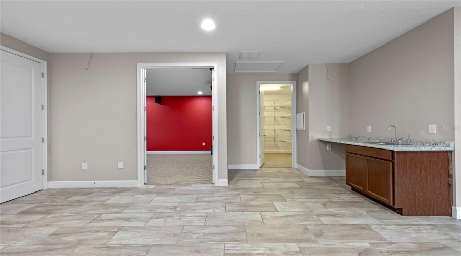 KISSIMMEE, Florida 34746, 6 Bedrooms Bedrooms, ,4 BathroomsBathrooms,Residential,For Sale,BOWFIN,0,MFRS5132020