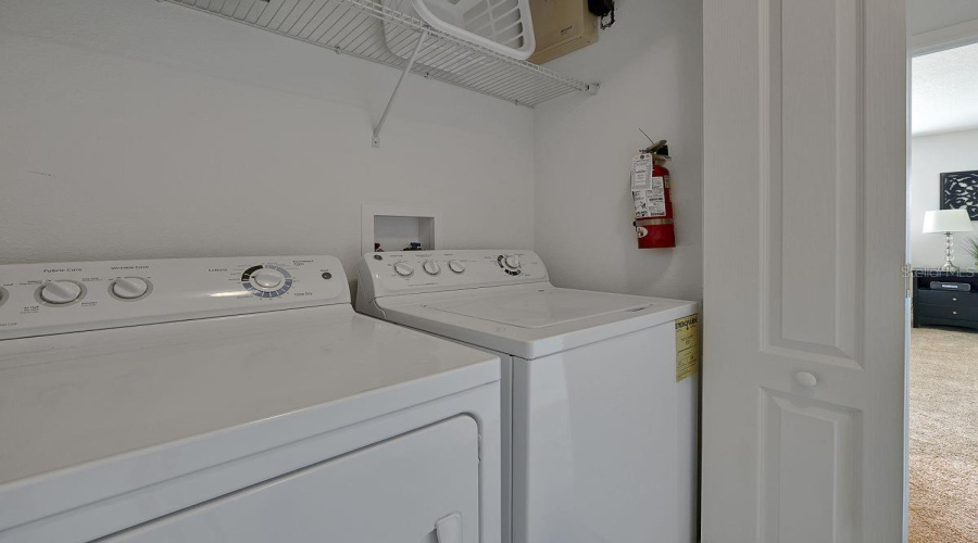 KISSIMMEE, Florida 34747, 4 Bedrooms Bedrooms, ,3 BathroomsBathrooms,Residential,For Sale,CUBAN PALM,0,MFRS5131897