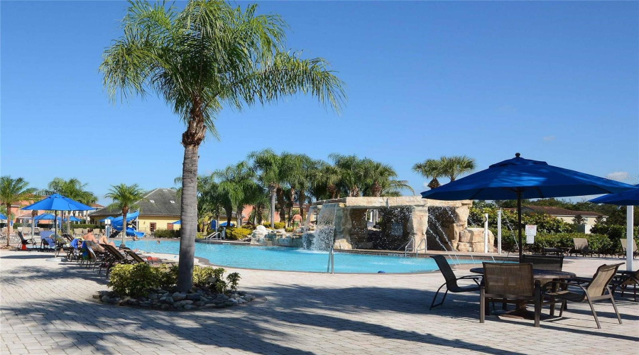 KISSIMMEE, Florida 34747, 4 Bedrooms Bedrooms, ,3 BathroomsBathrooms,Residential,For Sale,CUBAN PALM,0,MFRS5131897