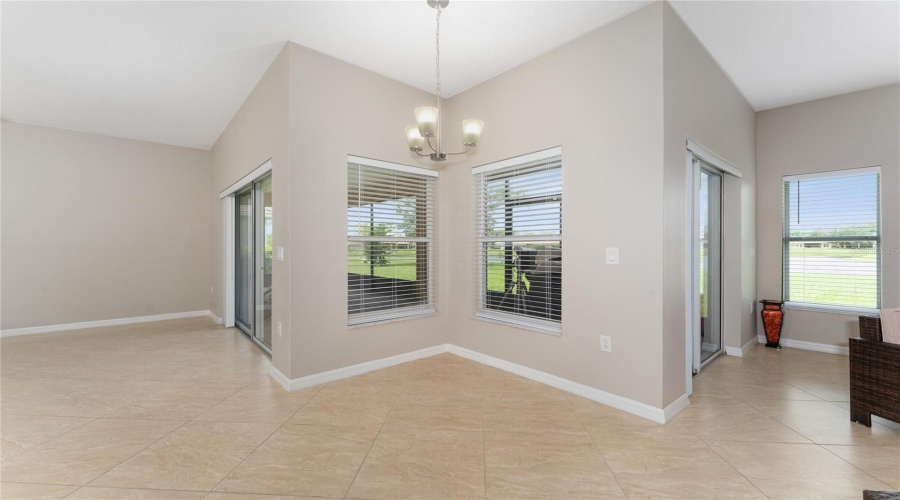 KISSIMMEE, Florida 34746, 3 Bedrooms Bedrooms, ,2 BathroomsBathrooms,Residential,For Sale,FOREST PARK,0,MFRO6332585