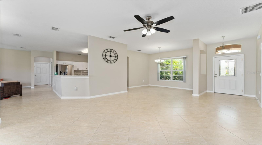 KISSIMMEE, Florida 34746, 3 Bedrooms Bedrooms, ,2 BathroomsBathrooms,Residential,For Sale,FOREST PARK,0,MFRO6332585