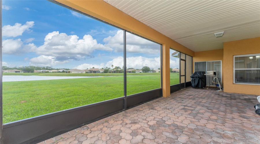 KISSIMMEE, Florida 34746, 3 Bedrooms Bedrooms, ,2 BathroomsBathrooms,Residential,For Sale,FOREST PARK,0,MFRO6332585