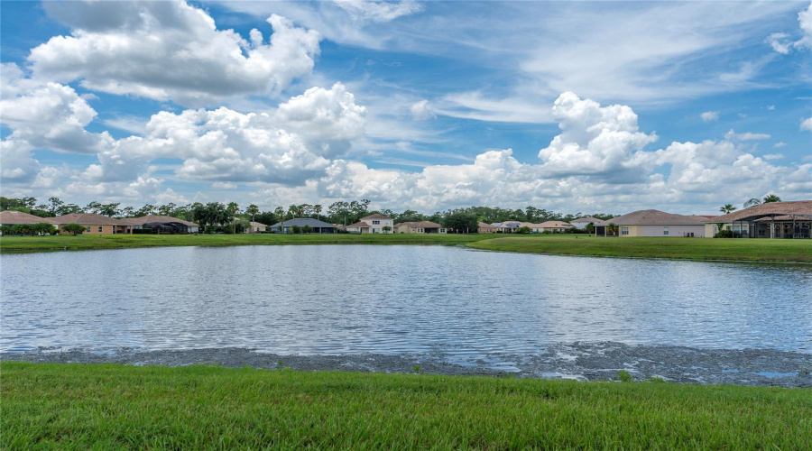 KISSIMMEE, Florida 34746, 3 Bedrooms Bedrooms, ,2 BathroomsBathrooms,Residential,For Sale,FOREST PARK,0,MFRO6332585