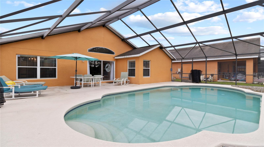 DAVENPORT, Florida 33837, 3 Bedrooms Bedrooms, ,2 BathroomsBathrooms,Residential,For Sale,ORANGE COSMOS,0,MFRO6332718