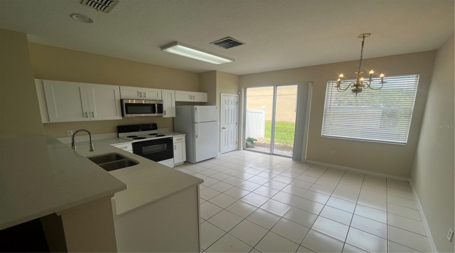 KISSIMMEE, Florida 34746, 3 Bedrooms Bedrooms, ,3 BathroomsBathrooms,Residential,For Sale,PARADISE CAY CIRCLE,0,MFRO6287562