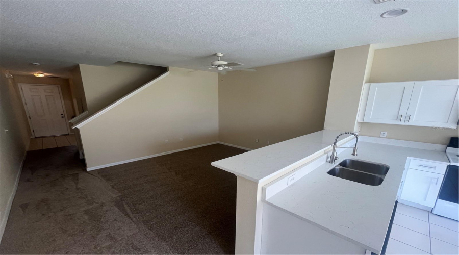 KISSIMMEE, Florida 34746, 3 Bedrooms Bedrooms, ,3 BathroomsBathrooms,Residential,For Sale,PARADISE CAY CIRCLE,0,MFRO6287562