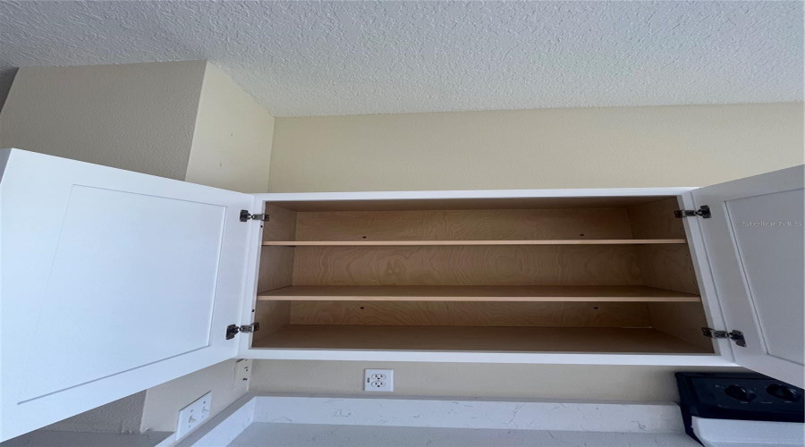 KISSIMMEE, Florida 34746, 3 Bedrooms Bedrooms, ,3 BathroomsBathrooms,Residential,For Sale,PARADISE CAY CIRCLE,0,MFRO6287562