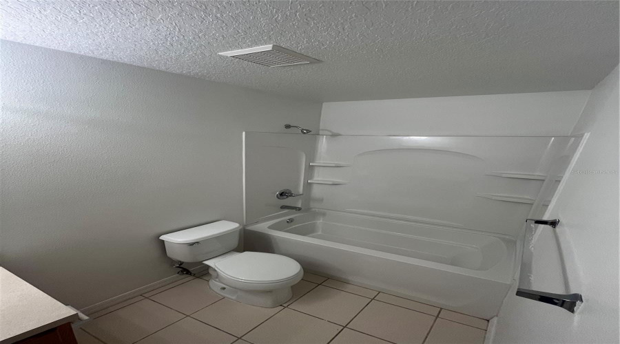 KISSIMMEE, Florida 34746, 3 Bedrooms Bedrooms, ,3 BathroomsBathrooms,Residential,For Sale,PARADISE CAY CIRCLE,0,MFRO6287562