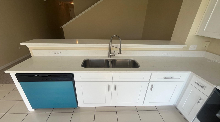 KISSIMMEE, Florida 34746, 3 Bedrooms Bedrooms, ,3 BathroomsBathrooms,Residential,For Sale,PARADISE CAY CIRCLE,0,MFRO6287562