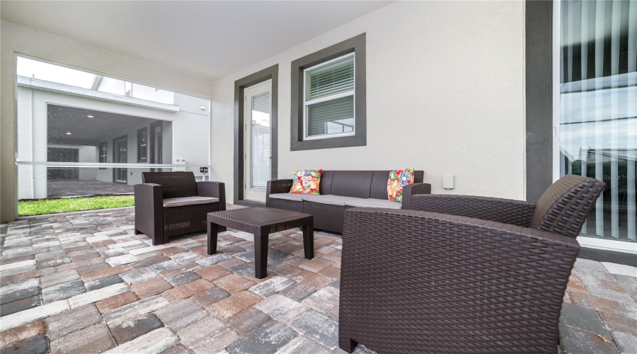 DAVENPORT, Florida 33896, 8 Bedrooms Bedrooms, ,5 BathroomsBathrooms,Residential,For Sale,PEBBLE BEACH,0,MFRO6331935
