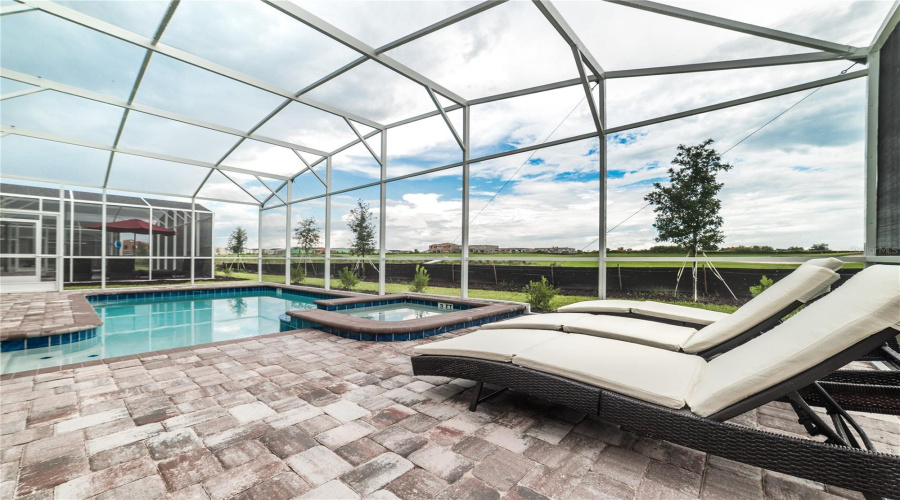 DAVENPORT, Florida 33896, 8 Bedrooms Bedrooms, ,5 BathroomsBathrooms,Residential,For Sale,PEBBLE BEACH,0,MFRO6331935