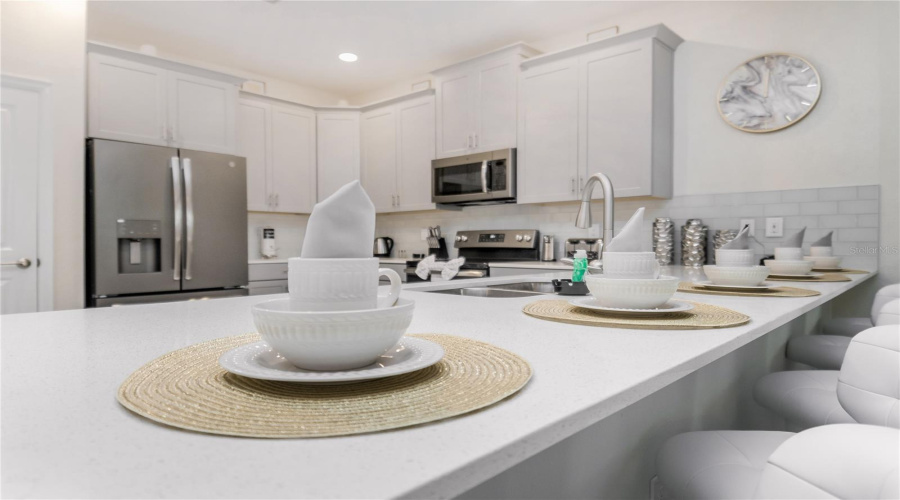 DAVENPORT, Florida 33896, 8 Bedrooms Bedrooms, ,5 BathroomsBathrooms,Residential,For Sale,PEBBLE BEACH,0,MFRO6331935