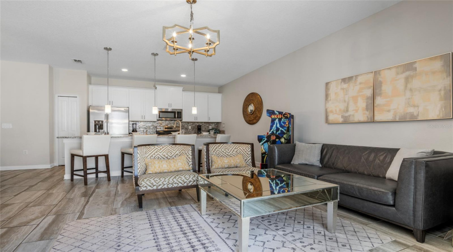DAVENPORT, Florida 33896, 4 Bedrooms Bedrooms, ,3 BathroomsBathrooms,Residential,For Sale,DOGLEG,0,MFRTB8412910