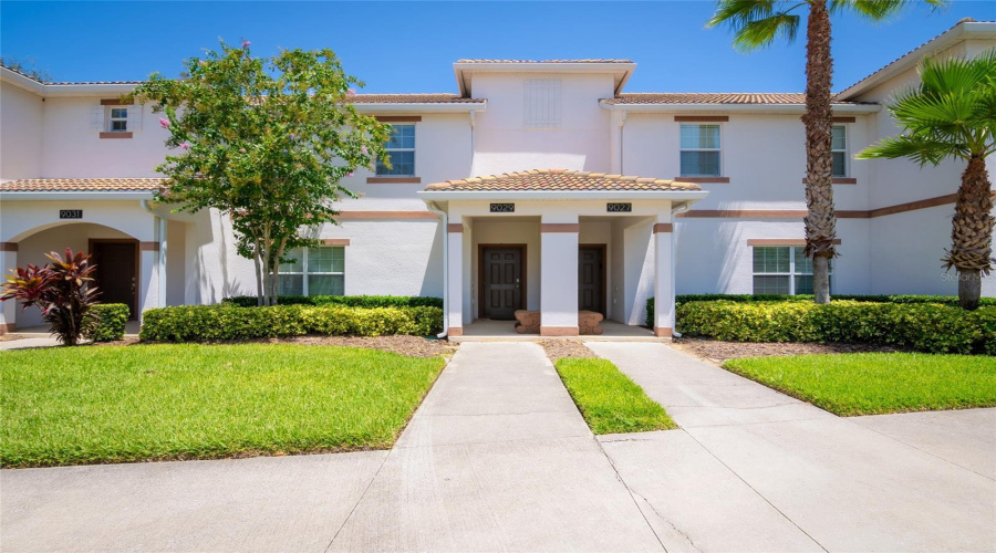 DAVENPORT, Florida 33896, 4 Bedrooms Bedrooms, ,3 BathroomsBathrooms,Residential,For Sale,DOGLEG,0,MFRTB8412910