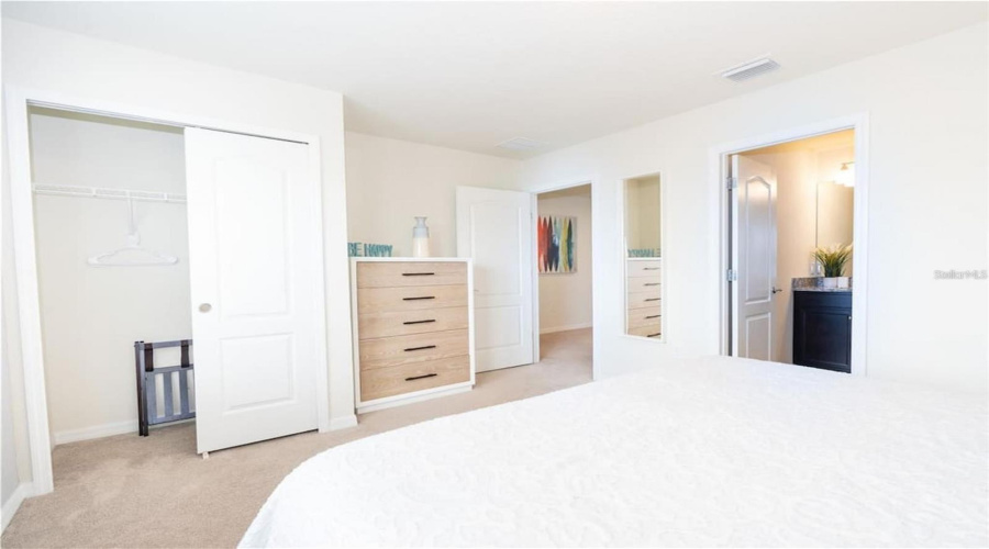 KISSIMMEE, Florida 34747, 5 Bedrooms Bedrooms, ,4 BathroomsBathrooms,Residential,For Sale,DUBAI,0,MFRO6276957