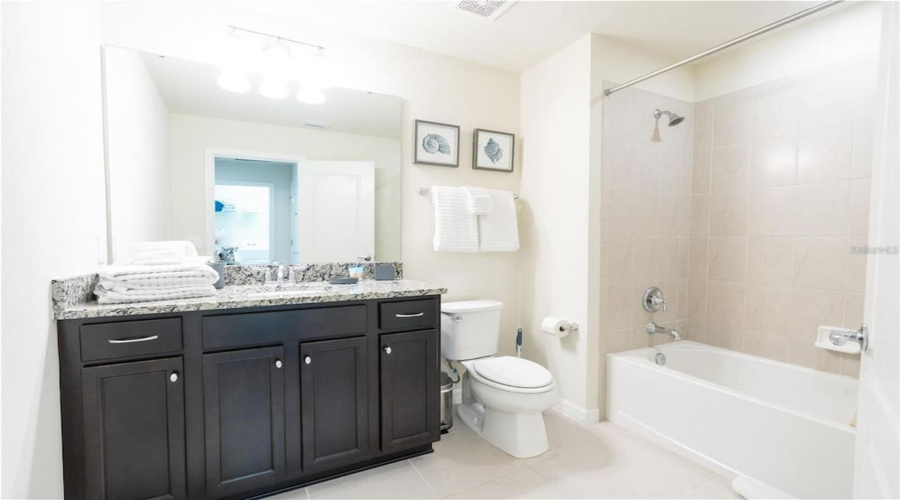 KISSIMMEE, Florida 34747, 5 Bedrooms Bedrooms, ,4 BathroomsBathrooms,Residential,For Sale,DUBAI,0,MFRO6276957
