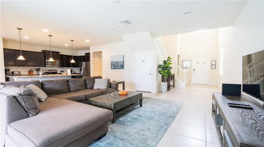 KISSIMMEE, Florida 34747, 5 Bedrooms Bedrooms, ,4 BathroomsBathrooms,Residential,For Sale,DUBAI,0,MFRO6276957