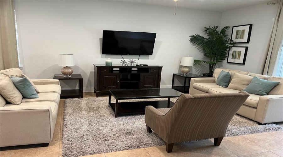 KISSIMMEE, Florida 34747, 8 Bedrooms Bedrooms, ,7 BathroomsBathrooms,Residential,For Sale,LASSO,0,MFRO6186937