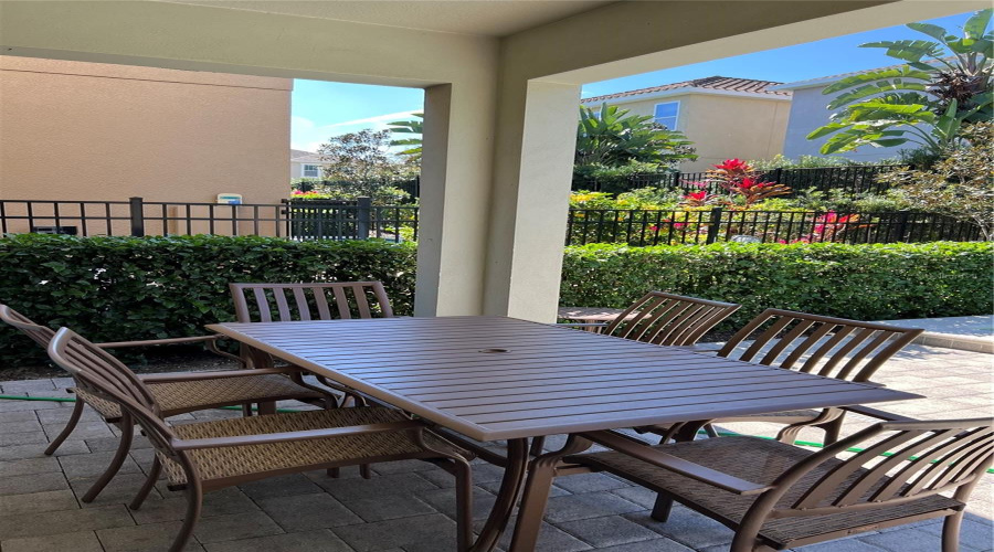 KISSIMMEE, Florida 34747, 8 Bedrooms Bedrooms, ,7 BathroomsBathrooms,Residential,For Sale,LASSO,0,MFRO6186937