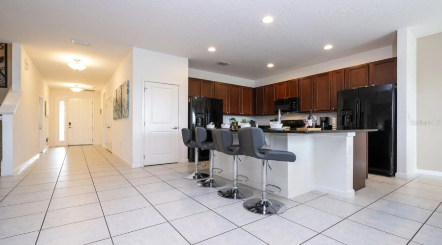 KISSIMMEE, Florida 34746, 8 Bedrooms Bedrooms, ,6 BathroomsBathrooms,Residential,For Sale,MONADO,0,MFRO6332640