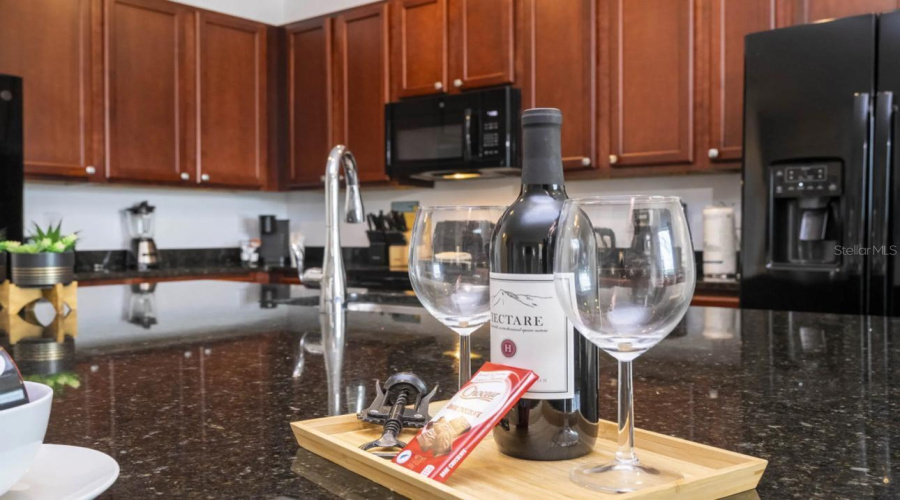 KISSIMMEE, Florida 34746, 8 Bedrooms Bedrooms, ,6 BathroomsBathrooms,Residential,For Sale,MONADO,0,MFRO6332640