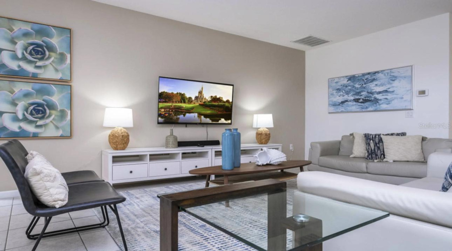 KISSIMMEE, Florida 34746, 8 Bedrooms Bedrooms, ,6 BathroomsBathrooms,Residential,For Sale,MONADO,0,MFRO6332640