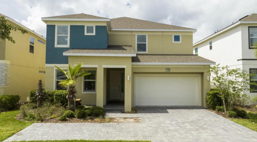 KISSIMMEE, Florida 34746, 8 Bedrooms Bedrooms, ,6 BathroomsBathrooms,Residential,For Sale,MONADO,0,MFRO6332640