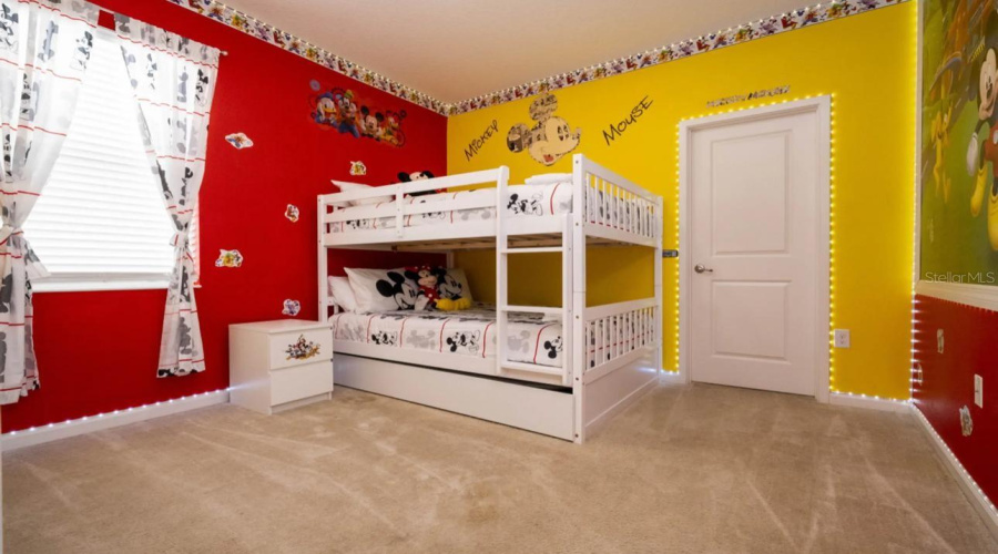 KISSIMMEE, Florida 34746, 8 Bedrooms Bedrooms, ,6 BathroomsBathrooms,Residential,For Sale,MONADO,0,MFRO6332640