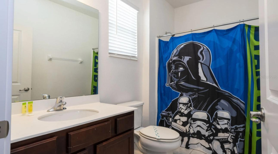 KISSIMMEE, Florida 34746, 8 Bedrooms Bedrooms, ,6 BathroomsBathrooms,Residential,For Sale,MONADO,0,MFRO6332640