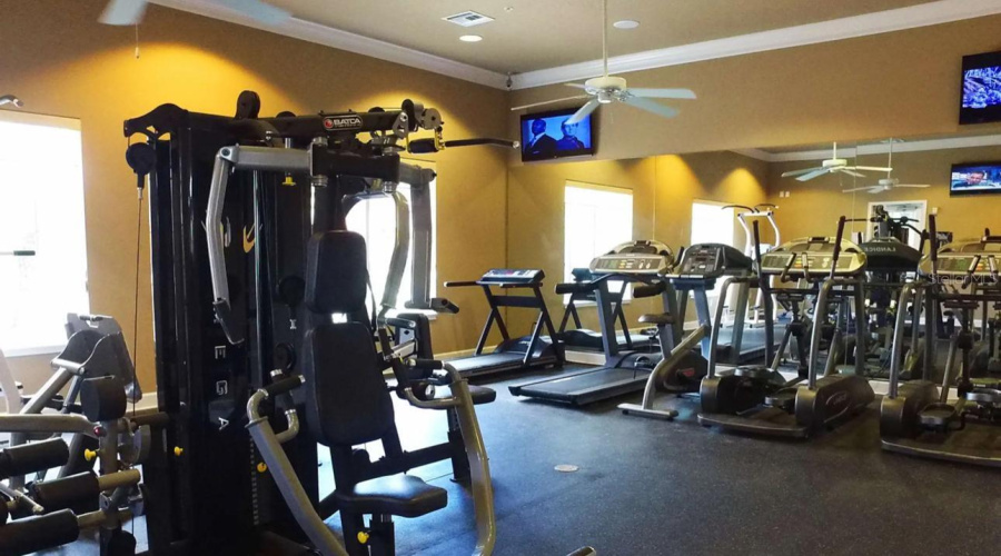 KISSIMMEE, Florida 34746, 8 Bedrooms Bedrooms, ,6 BathroomsBathrooms,Residential,For Sale,MONADO,0,MFRO6332640