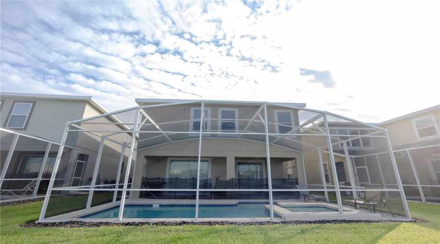DAVENPORT, Florida 33896, 6 Bedrooms Bedrooms, ,5 BathroomsBathrooms,Residential,For Sale,CABOT CLIFFS,0,MFRO6332830