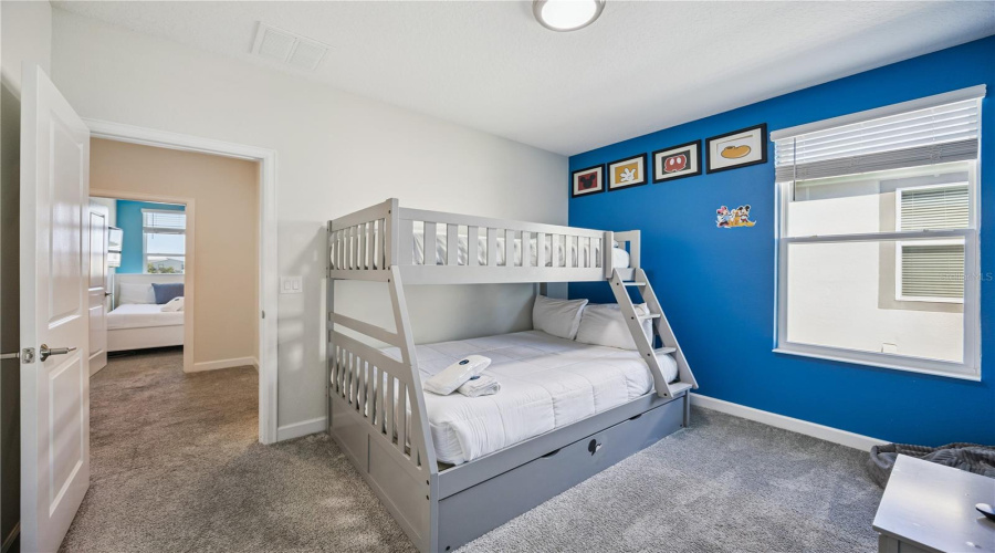 DAVENPORT, Florida 33896, 6 Bedrooms Bedrooms, ,5 BathroomsBathrooms,Residential,For Sale,CABOT CLIFFS,0,MFRO6332834