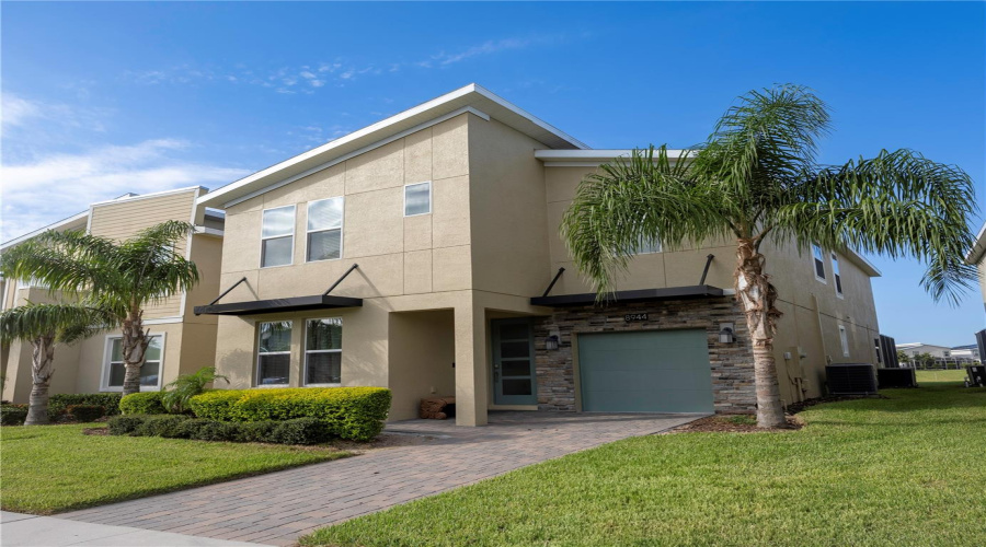DAVENPORT, Florida 33896, 6 Bedrooms Bedrooms, ,5 BathroomsBathrooms,Residential,For Sale,CABOT CLIFFS,0,MFRO6332834