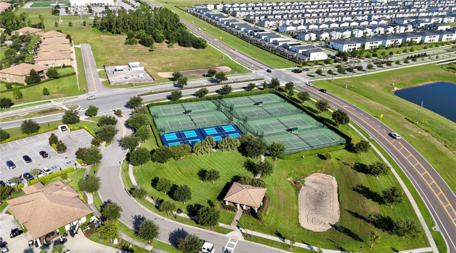DAVENPORT, Florida 33896, 6 Bedrooms Bedrooms, ,5 BathroomsBathrooms,Residential,For Sale,CABOT CLIFFS,0,MFRO6332834