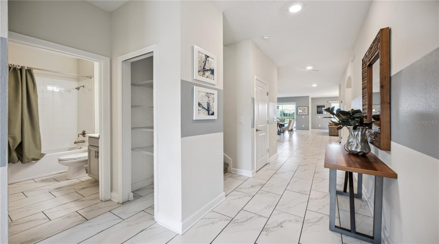 DAVENPORT, Florida 33896, 6 Bedrooms Bedrooms, ,5 BathroomsBathrooms,Residential,For Sale,CABOT CLIFFS,0,MFRO6332834