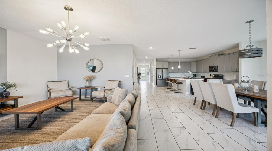 DAVENPORT, Florida 33896, 6 Bedrooms Bedrooms, ,5 BathroomsBathrooms,Residential,For Sale,CABOT CLIFFS,0,MFRO6332834