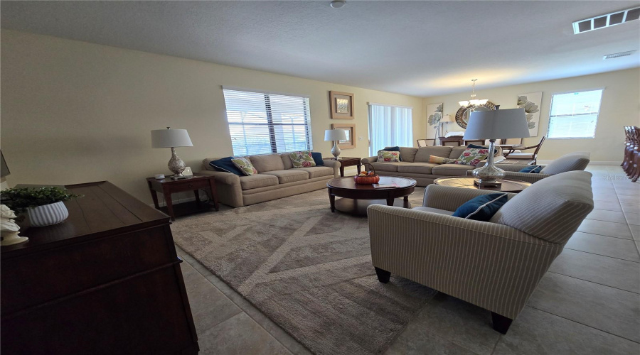 DAVENPORT, Florida 33896, 5 Bedrooms Bedrooms, ,4 BathroomsBathrooms,Residential,For Sale,SHADOW MOUNTAIN,0,MFRO6261471