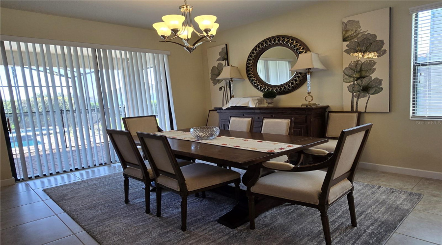 DAVENPORT, Florida 33896, 5 Bedrooms Bedrooms, ,4 BathroomsBathrooms,Residential,For Sale,SHADOW MOUNTAIN,0,MFRO6261471