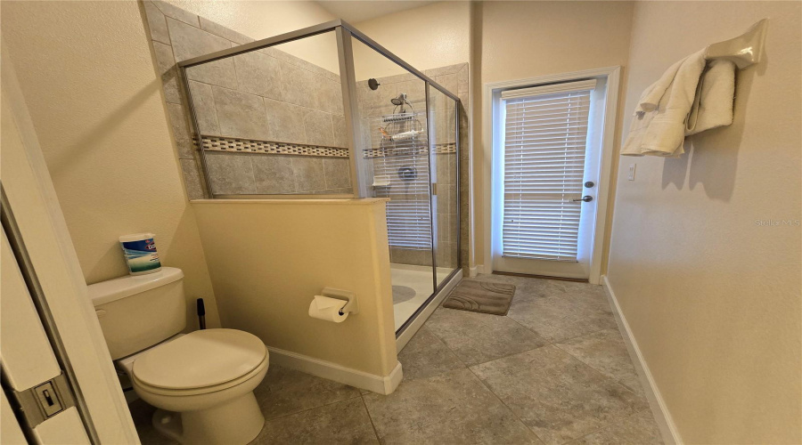 DAVENPORT, Florida 33896, 5 Bedrooms Bedrooms, ,4 BathroomsBathrooms,Residential,For Sale,SHADOW MOUNTAIN,0,MFRO6261471