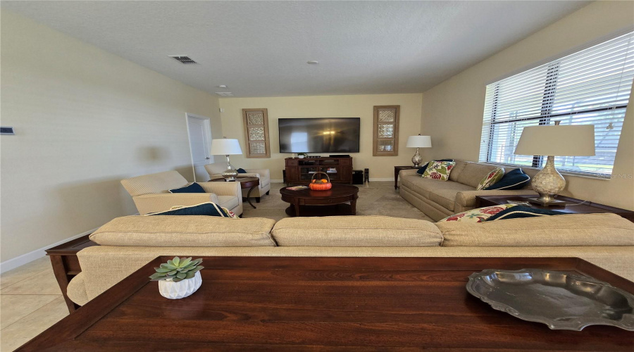 DAVENPORT, Florida 33896, 5 Bedrooms Bedrooms, ,4 BathroomsBathrooms,Residential,For Sale,SHADOW MOUNTAIN,0,MFRO6261471