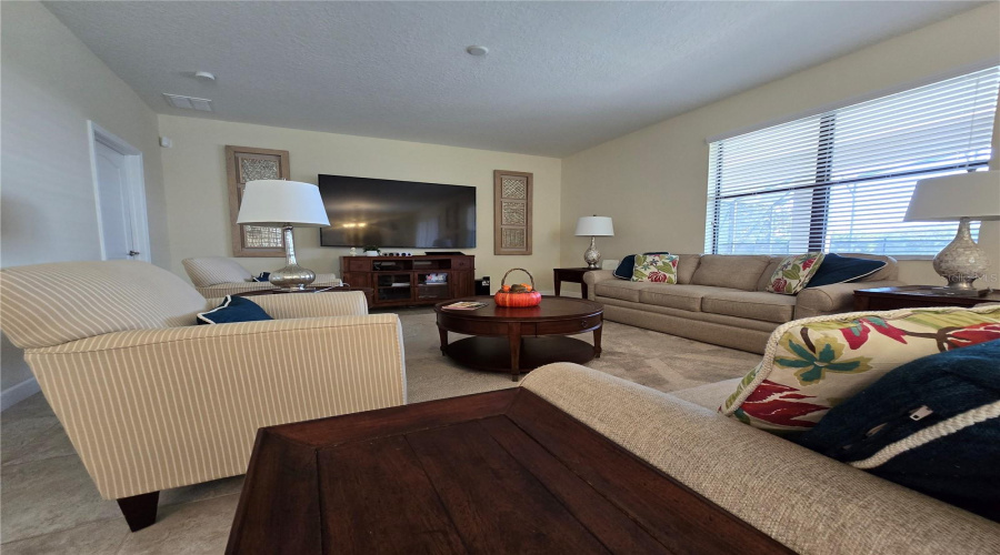 DAVENPORT, Florida 33896, 5 Bedrooms Bedrooms, ,4 BathroomsBathrooms,Residential,For Sale,SHADOW MOUNTAIN,0,MFRO6261471