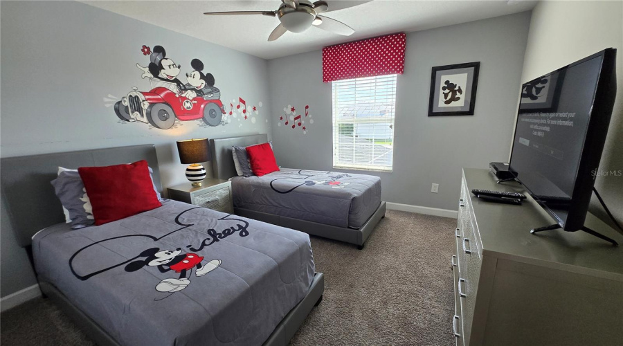 KISSIMMEE, Florida 34746, 4 Bedrooms Bedrooms, ,3 BathroomsBathrooms,Residential,For Sale,WINDERMERE,0,MFRO6332847