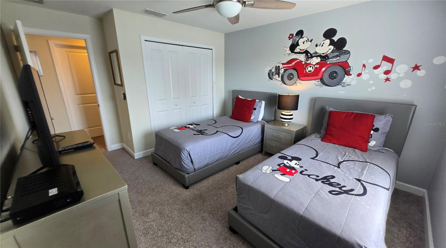 KISSIMMEE, Florida 34746, 4 Bedrooms Bedrooms, ,3 BathroomsBathrooms,Residential,For Sale,WINDERMERE,0,MFRO6332847