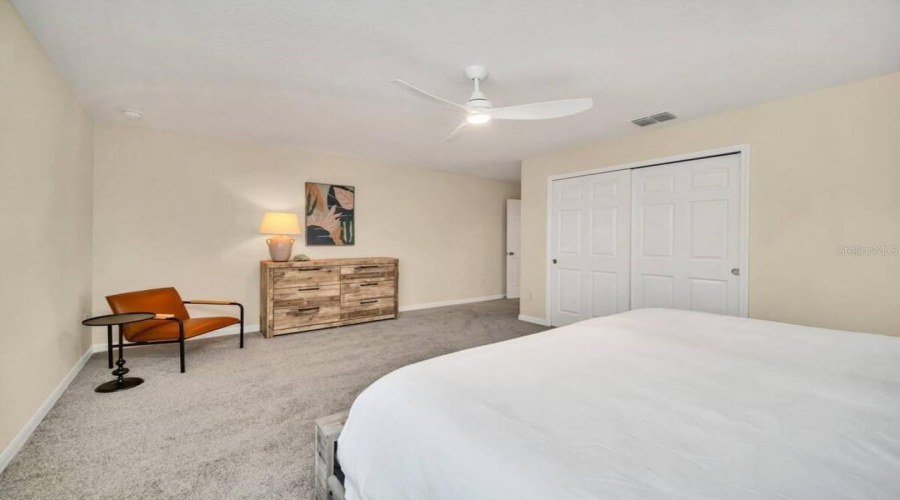 KISSIMMEE, Florida 34747, 7 Bedrooms Bedrooms, ,6 BathroomsBathrooms,Residential,For Sale,FLEMING MIST,0,MFRO6155680