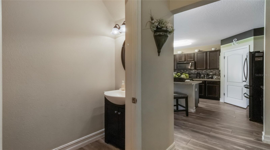 DAVENPORT, Florida 33897, 5 Bedrooms Bedrooms, ,3 BathroomsBathrooms,Residential,For Sale,LAZY WILLOW,0,MFRO6332476