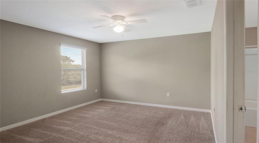 DAVENPORT, Florida 33897, 5 Bedrooms Bedrooms, ,3 BathroomsBathrooms,Residential,For Sale,LAZY WILLOW,0,MFRO6332476